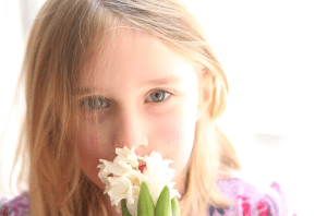 Here’s How Aromatherapy Can Help Improve A Kid’s Mood and Well-being