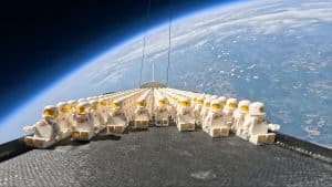 Lego Sends 1,000 LEGO Astronaut Minifigures to the Edge of Space
